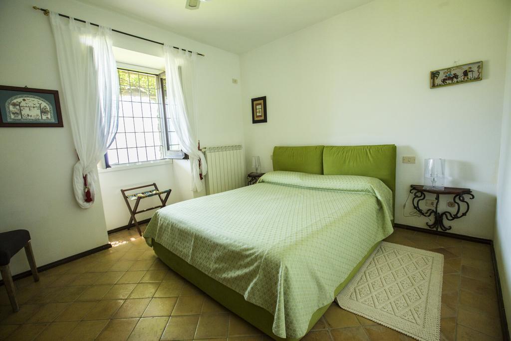 Eleanor' S Garden Hotel Равело Екстериор снимка