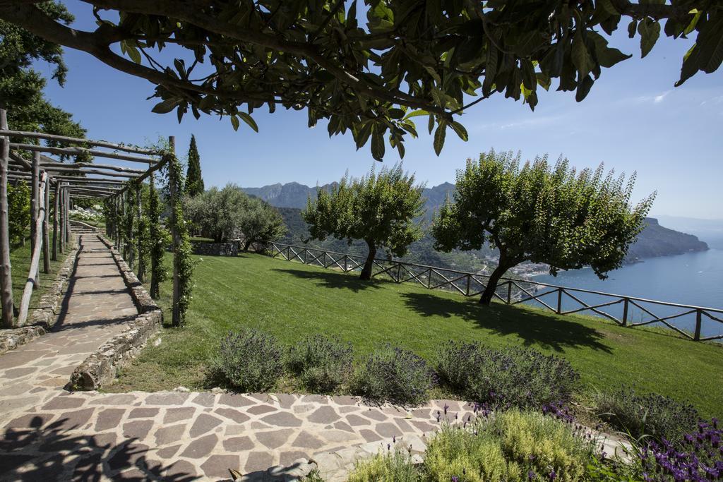 Eleanor' S Garden Hotel Равело Екстериор снимка
