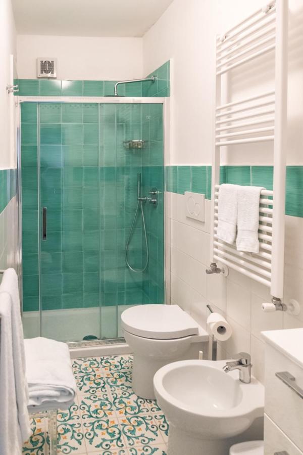 Eleanor' S Garden Hotel Равело Екстериор снимка